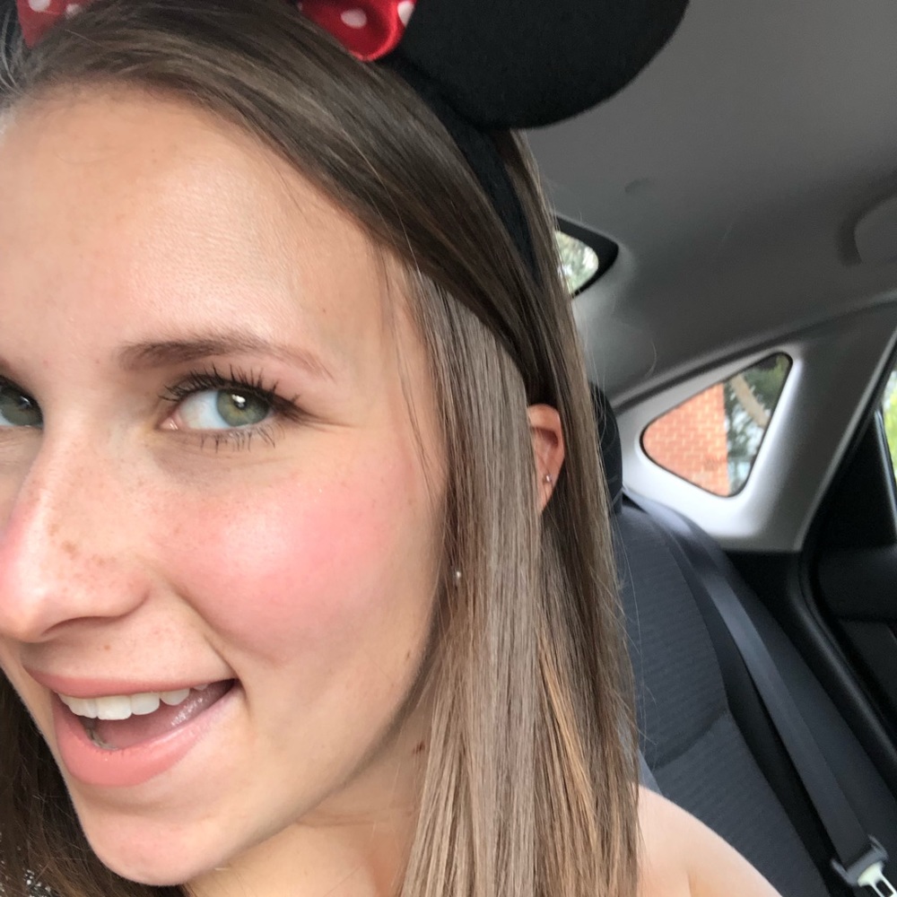 Meet your Posher, Jennifer